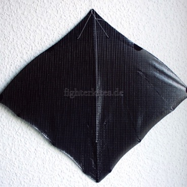 Segel: -
Segelmaterial: Orcon
Bogenstab: Carbon 1,25 mm
Mittelstab: Bambus geschnitzt
Gesamtgewicht: 8,8 g Segel: -
Segelmaterial: Orcon
Bogenstab: Carbon 1,25 mm
Mittelstab: Bambus geschnitzt
Gesamtgewicht: 8,8 g